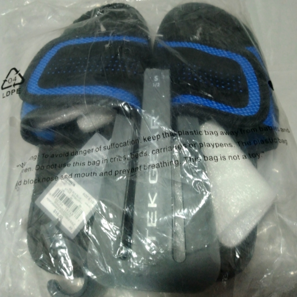 Boys Tek Gear Size Sm 1/2